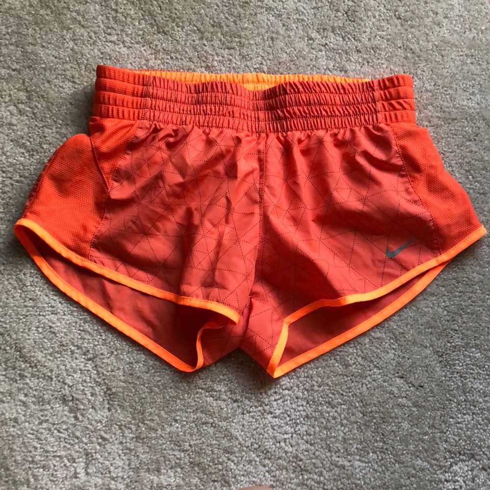 NIKE Orange shorts